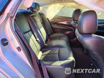 Zdjęcie 10 z 13 samochodu: 2017 INFINITI Q70 3.7 VIN:JN1BY1AP7HM741045 - miniatura