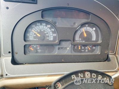 Zdjęcie 8 z 10 samochodu: 1991 CHEVROLET P30 RV VIN:1GBKP37N9M3313404 - miniatura