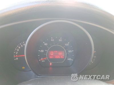 Zdjęcie 9 z 12 samochodu: 2015 KIA SOUL BASE VIN:KNDJN2A21F7755644 - miniatura
