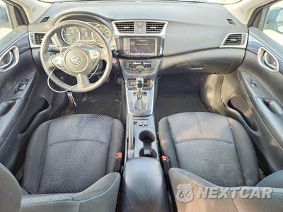 Zdjęcie 8 z 13 samochodu: 2019 NISSAN SENTRA SR VIN:3N1AB7AP1KY212162 - miniatura