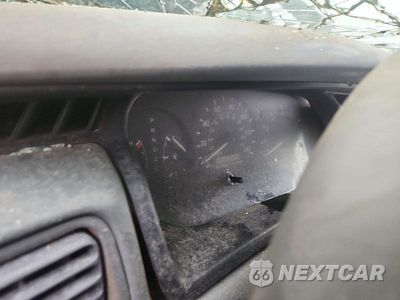 Zdjęcie 9 z 12 samochodu: 1998 TOYOTA CAMRY LE VIN:4T1BG22K0WU231539 - miniatura