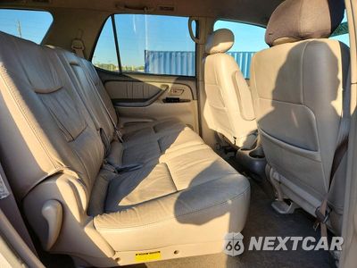 Zdjęcie 11 z 13 samochodu: 2002 TOYOTA SEQUOIA LIMITED VIN:5TDZT38A92S067158 - miniatura