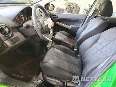 Zdjęcie 7 z 12 samochodu: 2013 MAZDA MAZDA2 VIN:JM1DE1KZ8D0161089 - miniatura