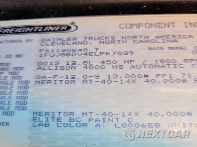 Zdjęcie 11 z 13 samochodu: 2014 FREIGHTLINER CASCADIA SEMI TRUCK VIN:1FUJGBDV4ELFK7039 - miniatura