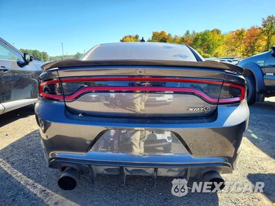 Zdjęcie 6 z 13 samochodu: 2017 DODGE CHARGER SRT HELLCAT VIN:2C3CDXL95HH595184 - miniatura