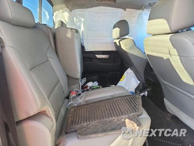 Zdjęcie 10 z 12 samochodu: 2019 CHEVROLET SILVERADO K2500 HEAVY DUTY LTZ VIN:1GC1KTEY4KF158517 - miniatura