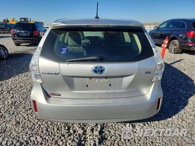 Zdjęcie 6 z 12 samochodu: 2014 TOYOTA PRIUS V THREE VIN:JTDZN3EU3E3331540 - miniatura