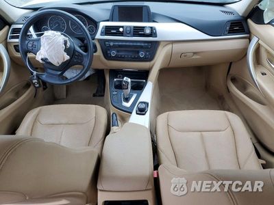 Zdjęcie 8 z 12 samochodu: 2014 BMW 320 I VIN:WBA3B1C53EPV79775 - miniatura