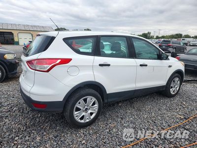 Trzecie zdjęcie samochodu z tyłu: 2013 FORD ESCAPE S VIN:1FMCU0F71DUC84366 - miniatura