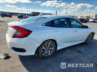 Trzecie zdjęcie samochodu z tyłu: 2018 HONDA CIVIC EX VIN:2HGFC2F88JH572720 - miniatura