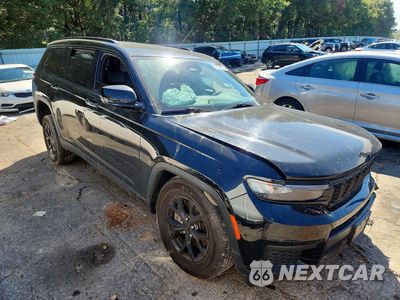 Czwarte zdjęcie samochodu z boku: 2024 JEEP GRAND CHEROKEE L LAREDO VIN:1C4RJKAG2R8556823 - miniatura
