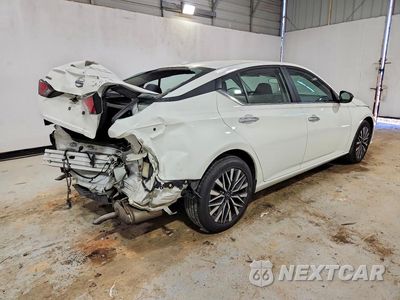 Trzecie zdjęcie samochodu z tyłu: 2025 NISSAN ALTIMA SV VIN:1N4BL4DV5SN375049 - miniatura