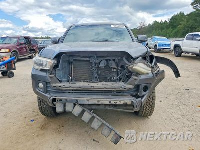 Piąte zdjęcie samochodu w środku: 2016 TOYOTA TACOMA TRD OFF-ROAD VIN:3TMAZ5CN7GM002592 - miniatura