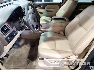 Zdjęcie 7 z 13 samochodu: 2012 CHEVROLET SUBURBAN K1500 LTZ VIN:1GNSKKE78CR276258 - miniatura