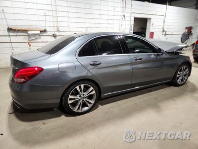 Trzecie zdjęcie samochodu z tyłu: 2018 MERCEDES-BENZ C 300 VIN:55SWF4JB6JU271307 - miniatura