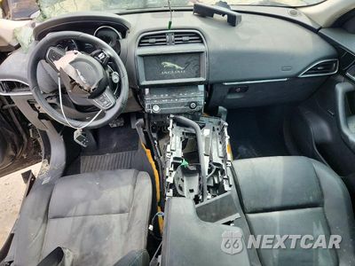 Zdjęcie 8 z 13 samochodu: 2020 JAGUAR F-PACE PREMIUM VIN:SADCJ2FX0LA640352 - miniatura