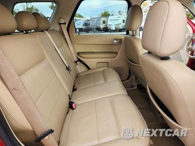 Zdjęcie 11 z 13 samochodu: 2008 FORD ESCAPE LIMITED VIN:1FMCU04188KB67819 - miniatura