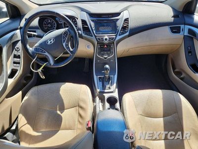 Zdjęcie 8 z 12 samochodu: 2014 HYUNDAI ELANTRA LIMITED VIN:5NPDH4AE4EH508994 - miniatura