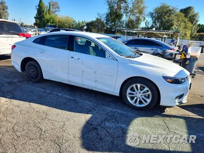 Czwarte zdjęcie samochodu z boku: 2016 CHEVROLET MALIBU LT VIN:1G1ZE5STXGF288168 - miniatura