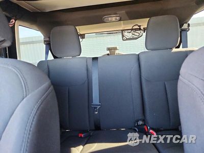 Zdjęcie 10 z 13 samochodu: 2017 JEEP WRANGLER UNLIMITED SPORT VIN:1C4BJWDG3HL576174 - miniatura