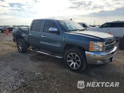 Czwarte zdjęcie samochodu z boku: 2012 CHEVROLET SILVERADO C1500 LT VIN:3GCPCSE09CG120969 - miniatura