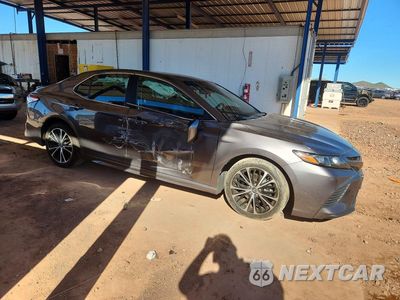 Czwarte zdjęcie samochodu z boku: 2020 TOYOTA CAMRY SE VIN:4T1M11AK2LU870331 - miniatura