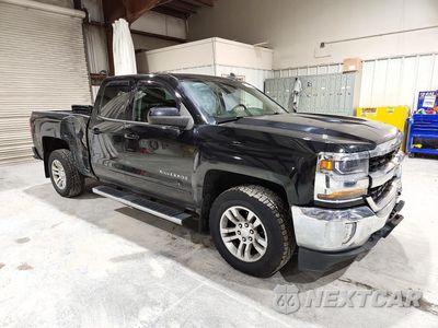 Czwarte zdjęcie samochodu z boku: 2018 CHEVROLET SILVERADO K1500 LT VIN:1GCVKREC8JZ211967 - miniatura