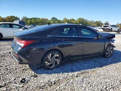 Trzecie zdjęcie samochodu z tyłu: 2025 HYUNDAI ELANTRA SEL VIN:KMHLS4DG5SU889777 - miniatura