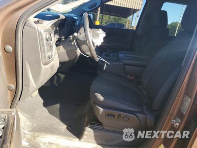 Zdjęcie 7 z 12 samochodu: 2019 CHEVROLET SILVERADO K1500 LT VIN:3GCUYDED5KG249678 - miniatura