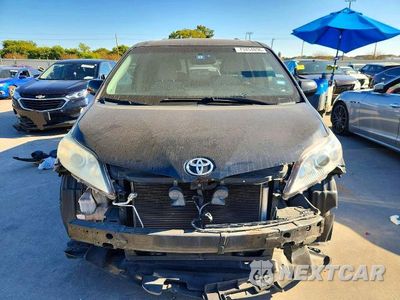 Piąte zdjęcie samochodu w środku: 2015 TOYOTA SIENNA LE VIN:5TDKK3DC6FS600018 - miniatura