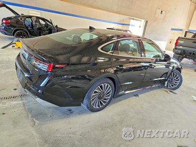 Trzecie zdjęcie samochodu z tyłu: 2024 HYUNDAI SONATA HYBRID SEL VIN:KMHL34JJ6RA097498 - miniatura