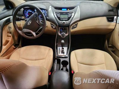 Zdjęcie 8 z 12 samochodu: 2013 HYUNDAI ELANTRA GLS VIN:5NPDH4AE2DH163656 - miniatura