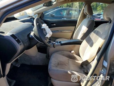 Zdjęcie 7 z 12 samochodu: 2005 TOYOTA PRIUS BASE VIN:JTDKB20U353018290 - miniatura