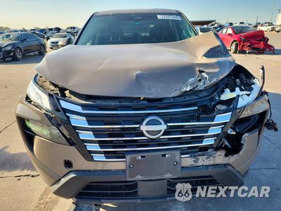 Piąte zdjęcie samochodu w środku: 2024 NISSAN ROGUE SV VIN:5N1BT3BA9RC754867 - miniatura