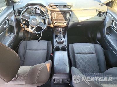 Zdjęcie 8 z 13 samochodu: 2020 NISSAN ROGUE SV VIN:JN8AT2MT3LW011169 - miniatura