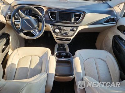 Zdjęcie 8 z 14 samochodu: 2021 CHRYSLER VOYAGER LXI VIN:2C4RC1DG0MR551763 - miniatura