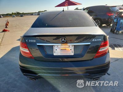 Zdjęcie 6 z 13 samochodu: 2013 MERCEDES-BENZ C 300 4MATIC VIN:WDDGF8AB6DR268201 - miniatura