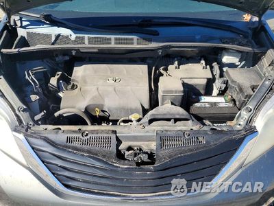Zdjęcie 12 z 13 samochodu: 2013 TOYOTA SIENNA LE VIN:5TDKK3DC5DS371988 - miniatura