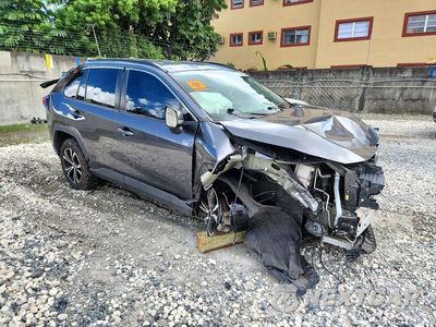 Czwarte zdjęcie samochodu z boku: 2021 TOYOTA RAV4 LE VIN:2T3K1RFV3MC159188 - miniatura