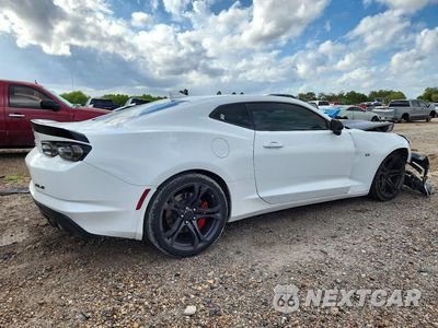 Trzecie zdjęcie samochodu z tyłu: 2019 CHEVROLET CAMARO SS VIN:1G1FE1R71K0113940 - miniatura