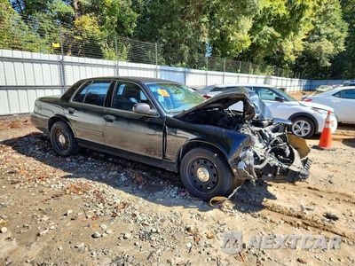 Czwarte zdjęcie samochodu z boku: 2010 FORD CROWN VICTORIA POLICE INTERCEPTOR VIN:2FABP7BV4AX118714 - miniatura