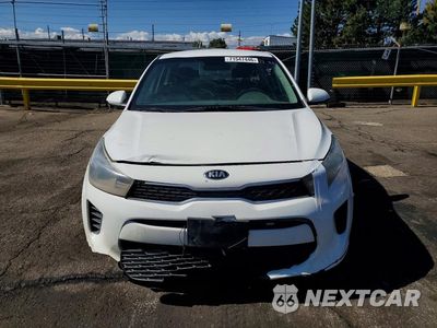 Piąte zdjęcie samochodu w środku: 2019 KIA RIO S VIN:3KPA24AB9KE233116 - miniatura
