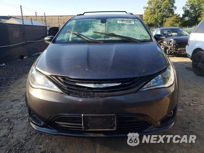 Piąte zdjęcie samochodu w środku: 2018 CHRYSLER PACIFICA HYBRID LIMITED VIN:2C4RC1N70JR365800 - miniatura