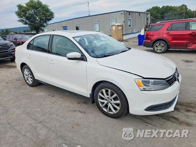 Czwarte zdjęcie samochodu z boku: 2012 VOLKSWAGEN JETTA SE VIN:3VWDP7AJ2CM312719 - miniatura