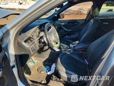 Zdjęcie 7 z 13 samochodu: 2016 BMW X1 XDRIVE28I VIN:WBXHT3Z3XG4A51541 - miniatura