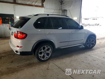 Trzecie zdjęcie samochodu z tyłu: 2011 BMW X5 XDRIVE35I VIN:5UXZV4C5XBL742171 - miniatura