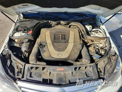 Zdjęcie 11 z 12 samochodu: 2012 MERCEDES-BENZ C 300 4MATIC VIN:WDDGF8BB7CR202012 - miniatura