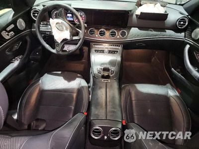 Zdjęcie 8 z 13 samochodu: 2018 MERCEDES-BENZ E 400 4MATIC VIN:WDDZF6GB3JA468564 - miniatura