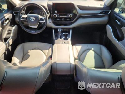Zdjęcie 8 z 13 samochodu: 2024 TOYOTA HIGHLANDER XLE VIN:5TDKDRAH8RS050774 - miniatura