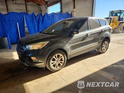 2017 FORD ESCAPE SE 1FMCU0GD5HUE92728 - główne zdjęcie licytacji z USA - miniatura